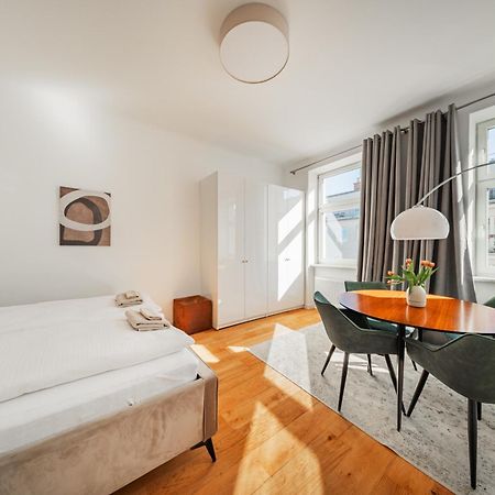 Sonnige Altbauwohnung Nahe Wien Hauptbahnhof מראה חיצוני תמונה